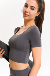 Cropped Short Sleeve Shirts Built-in Bra by bornfocus