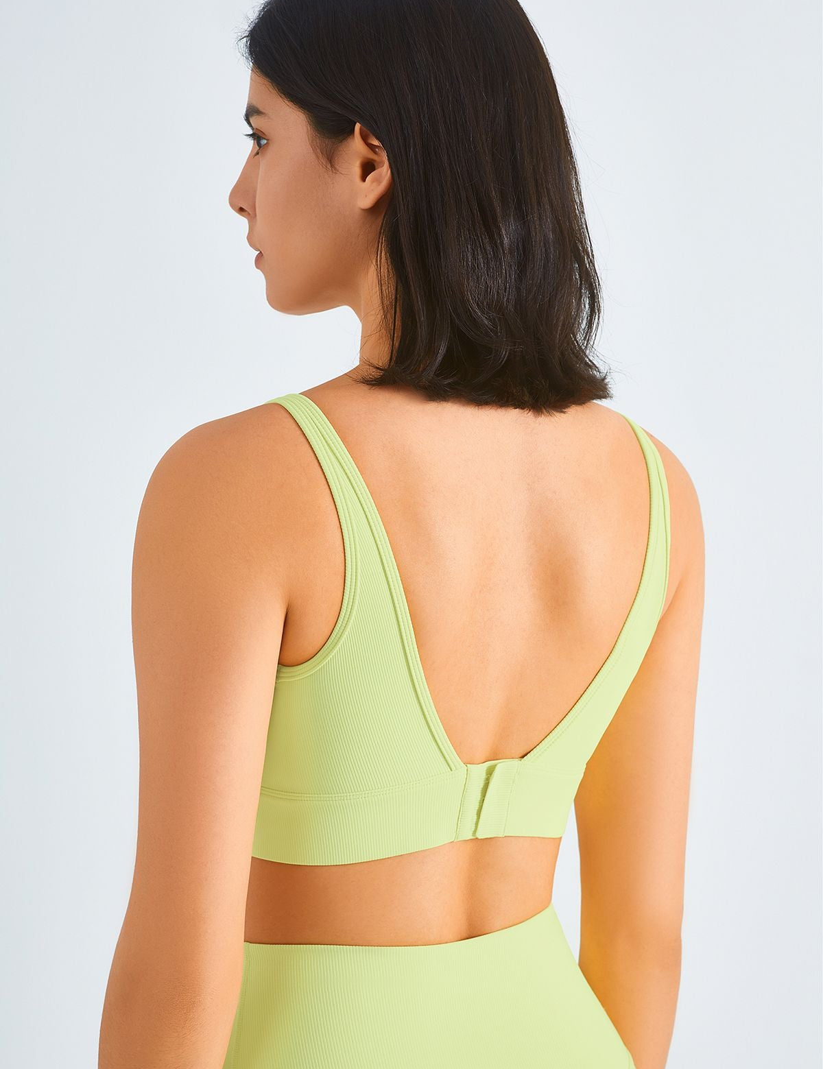 Seamless Ribbed Backless Sports Bra by bornfocus