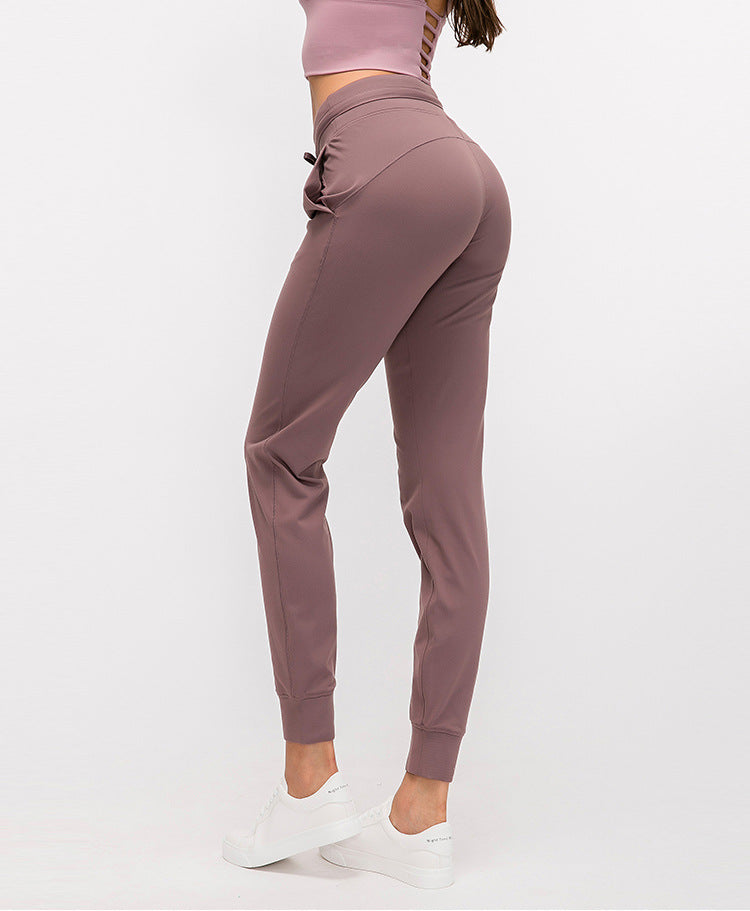 Brushed slim yoga pants by bornfocus