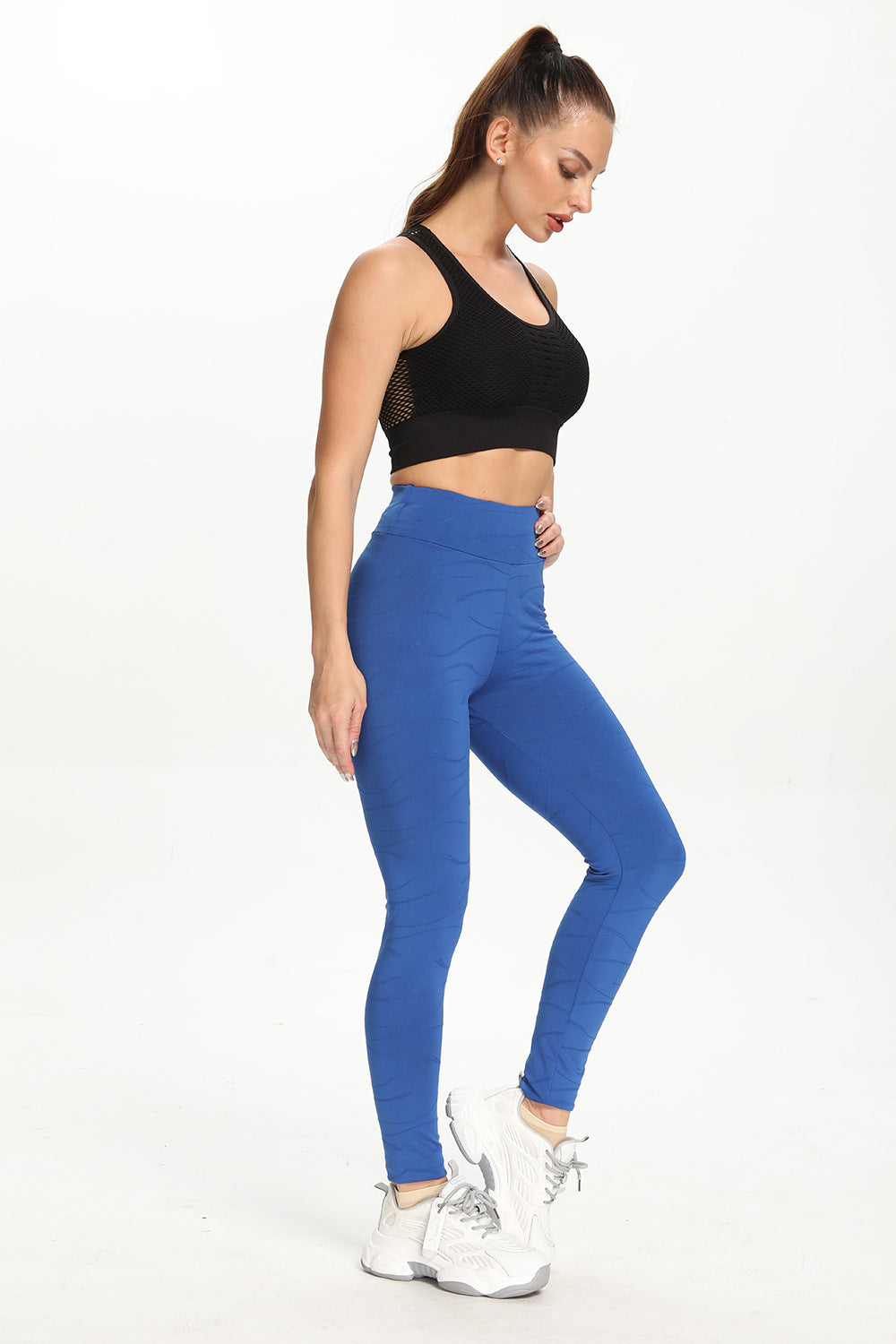 Ripples Ruched Bum Gym Leggings by bornfocus