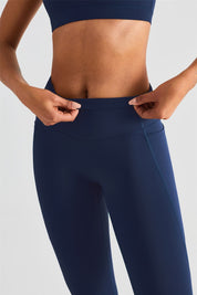 V-shaped Yoga Leggings with Pockets by bornfocus