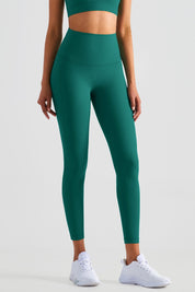 Ribbed Seamless Leggings with Pockets by bornfocus