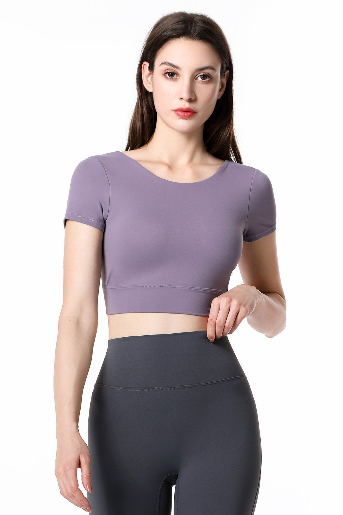 Short Sleeve Cropped Tops Built-in Bra by bornfocus