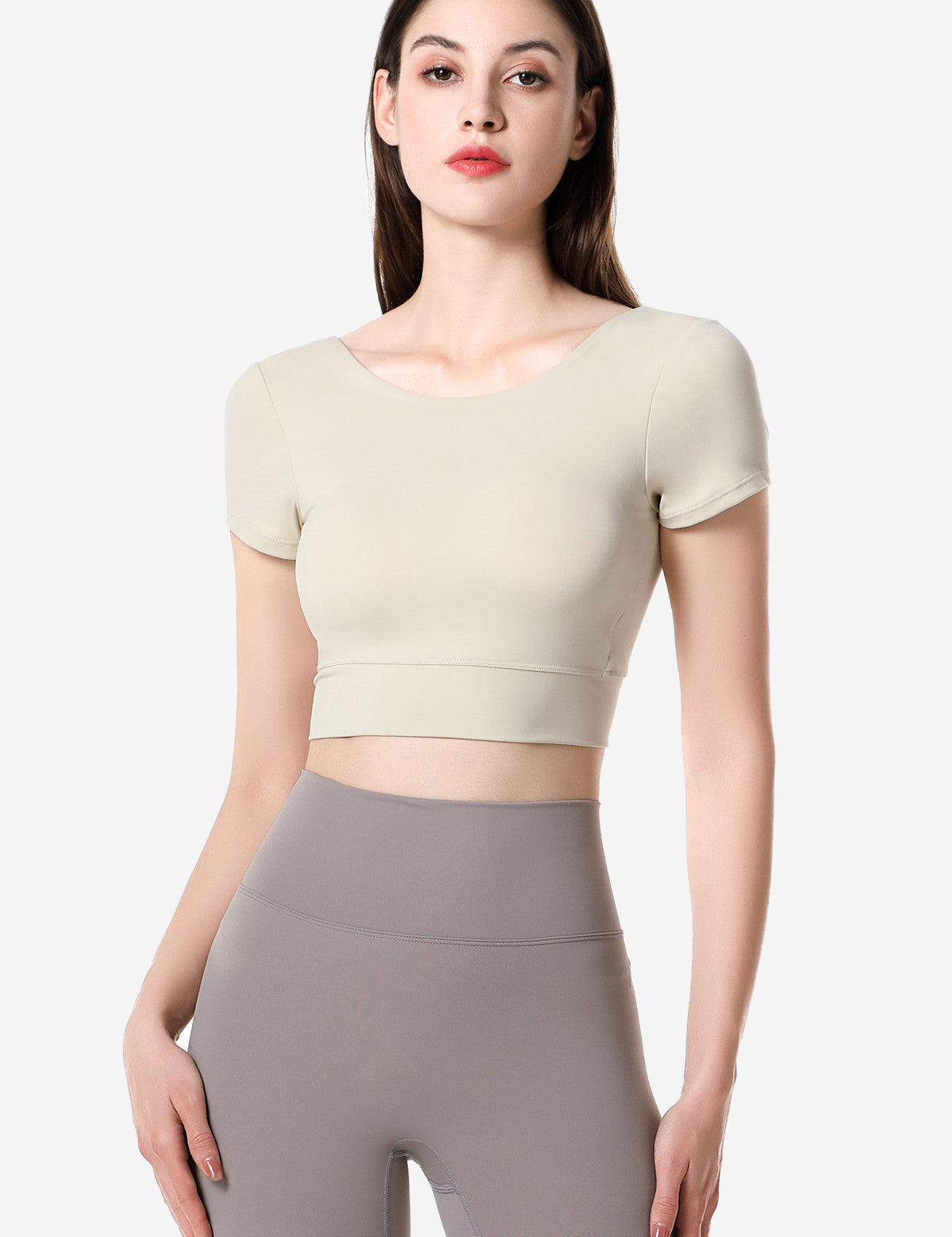 Short Sleeve Cropped Tops Built-in Bra by bornfocus