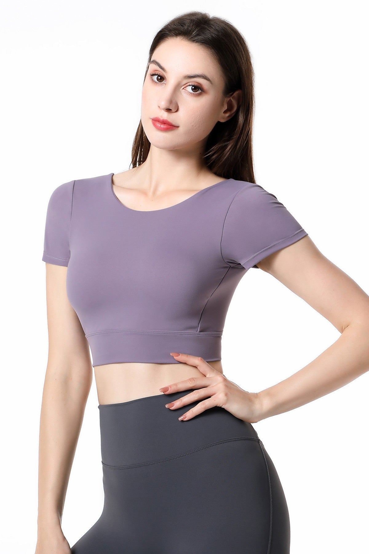 Short Sleeve Cropped Tops Built-in Bra by bornfocus