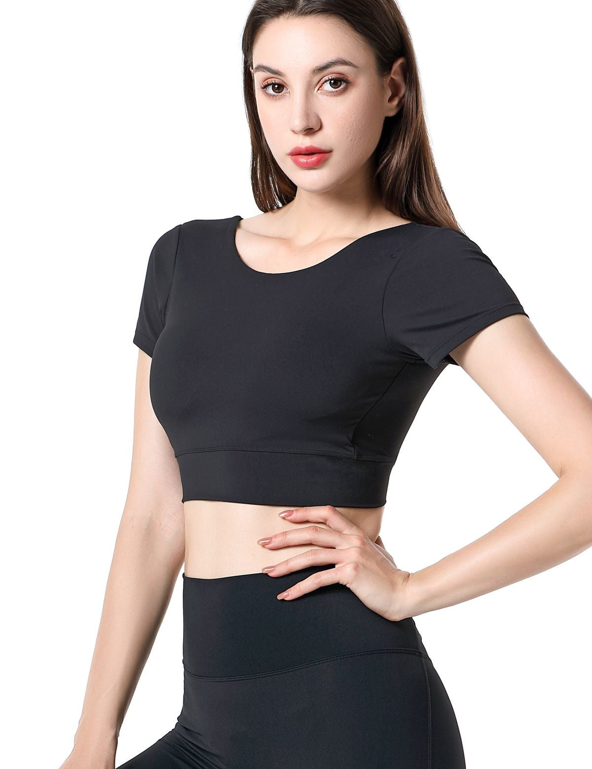 Short Sleeve Cropped Tops Built-in Bra by bornfocus