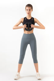 Ribbed Seamless Capri Leggings by bornfocus