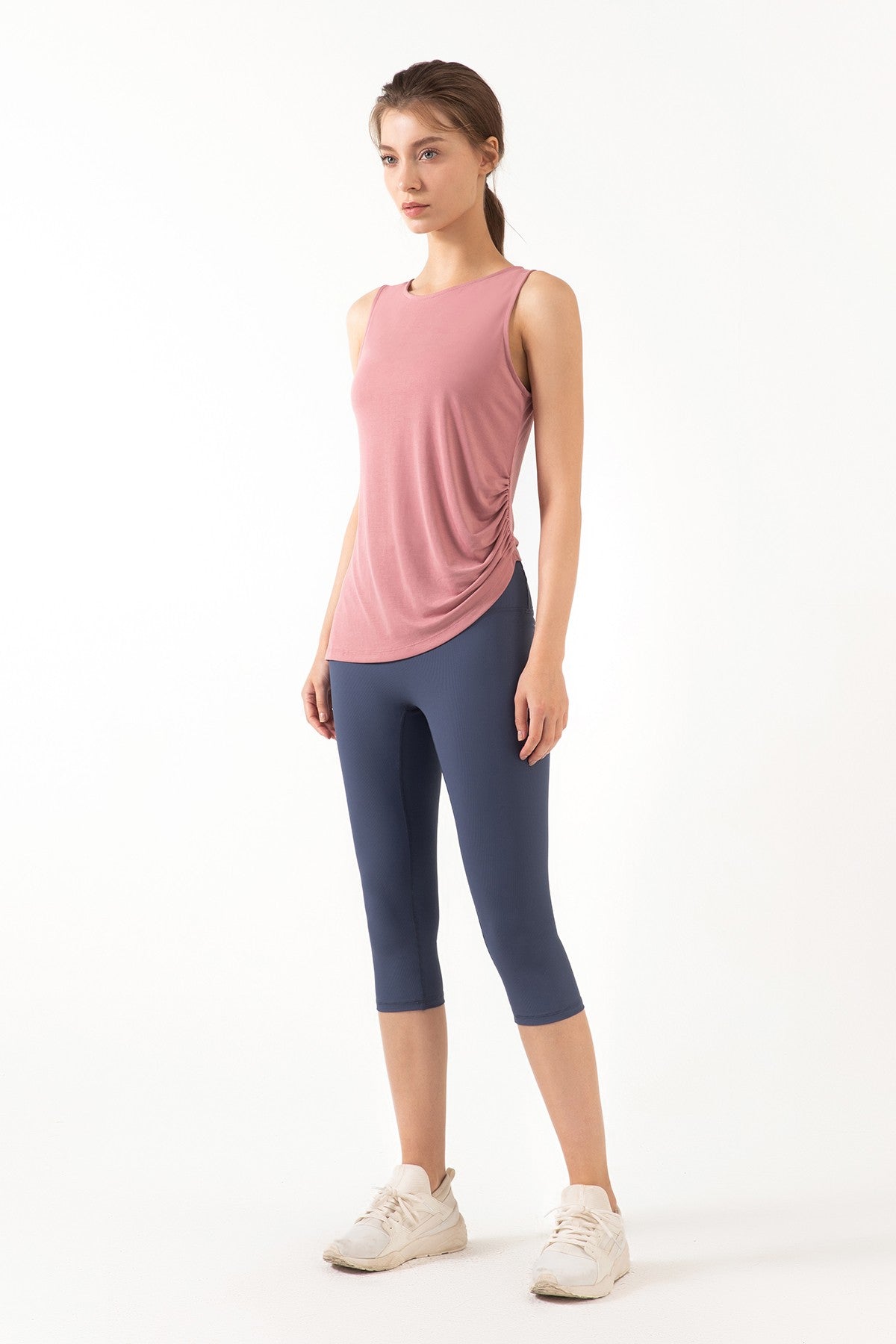 Reversible Wear Asymmetrical Hem Tank Tops by bornfocus