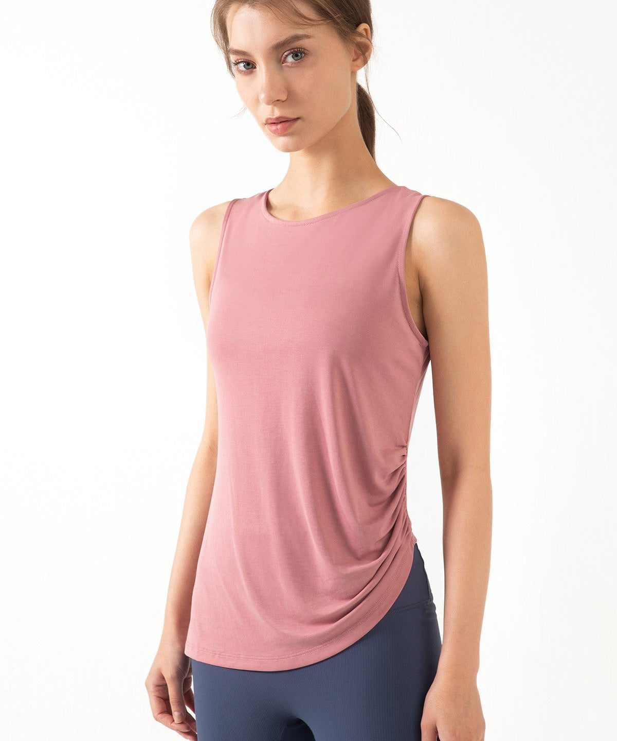 Reversible Wear Asymmetrical Hem Tank Tops by bornfocus