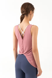 Reversible Wear Asymmetrical Hem Tank Tops by bornfocus