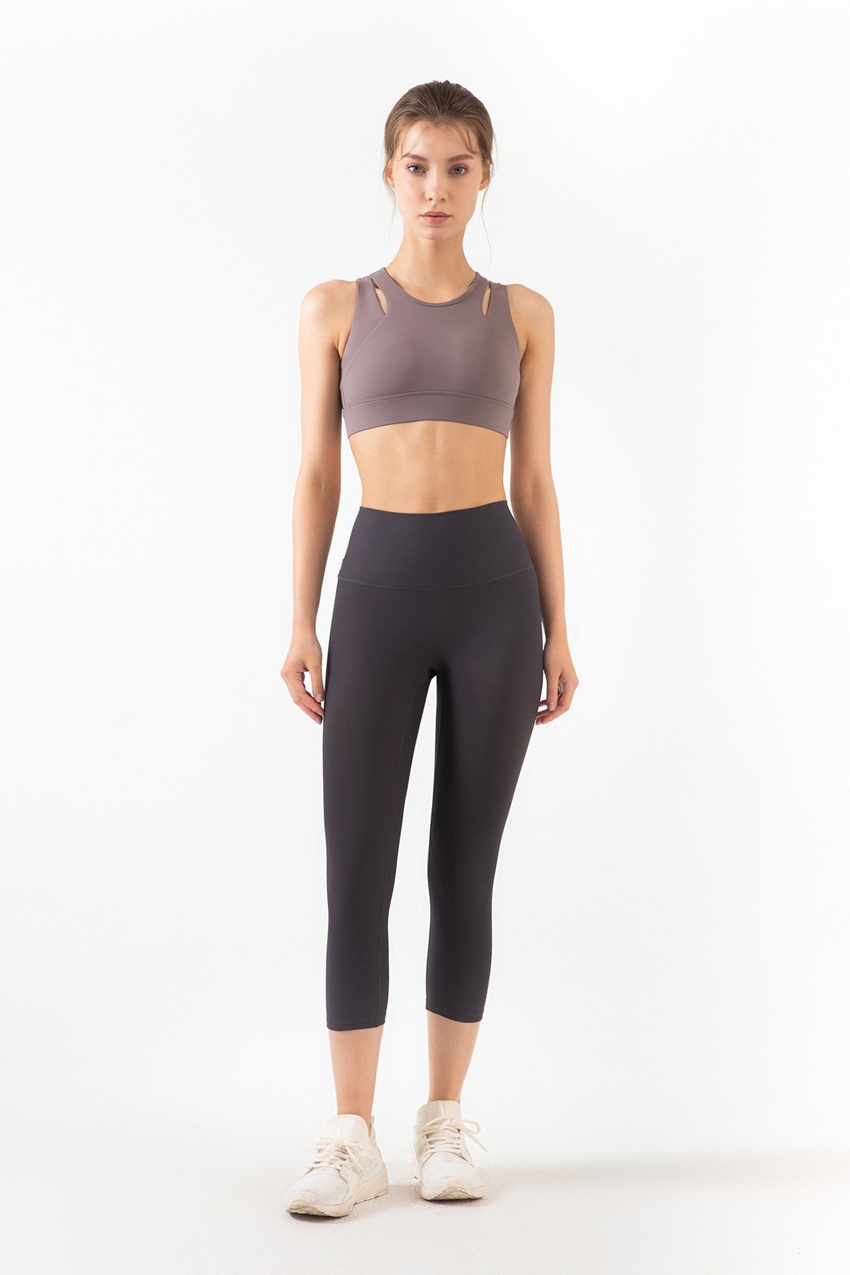 Ribbed Seamless Capri Leggings by bornfocus