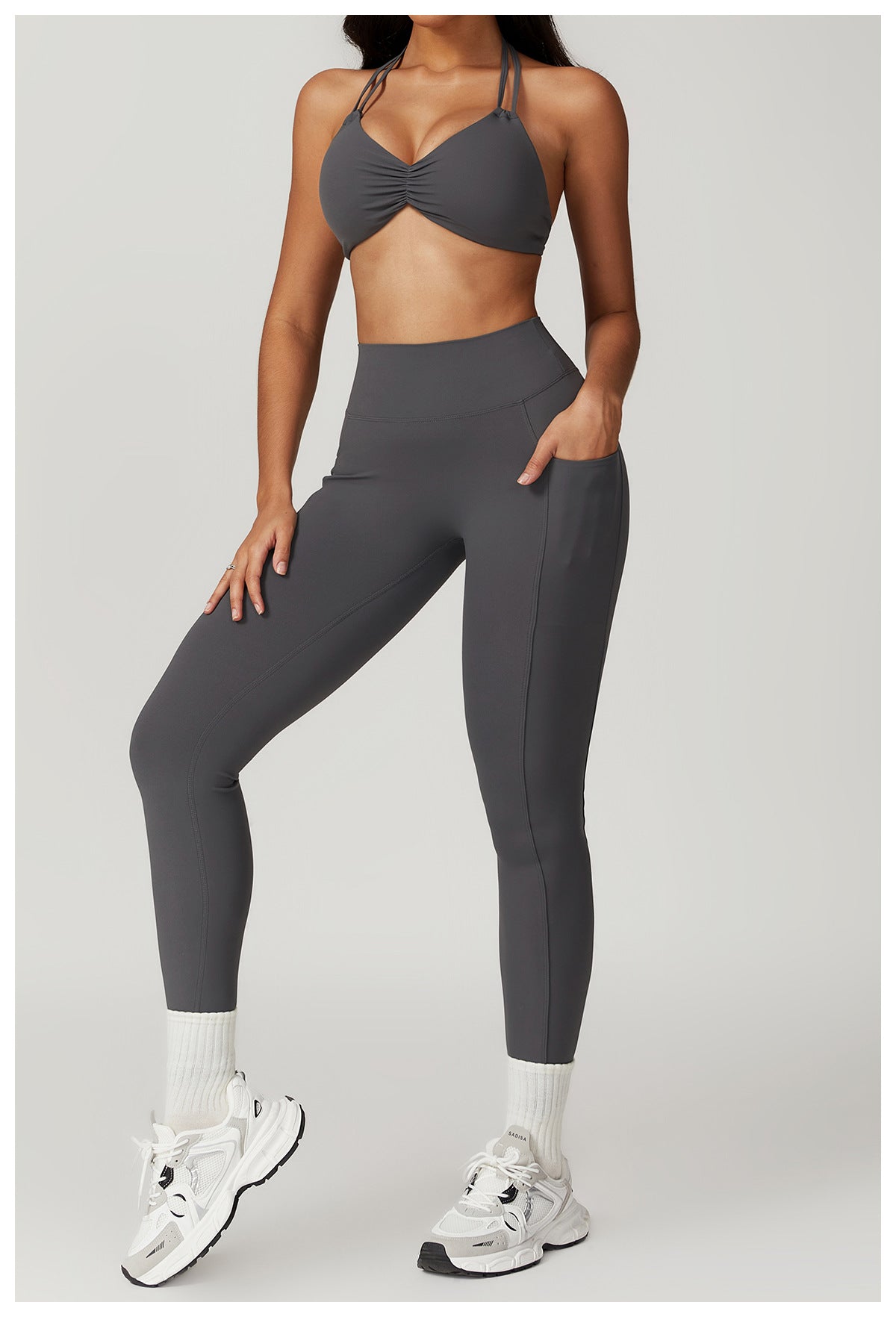 V Back Scrunch Leggings With Pocket