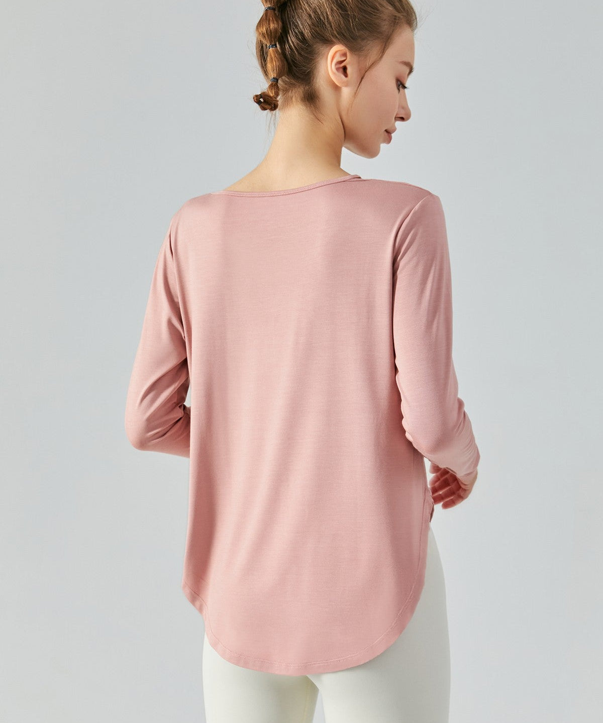 Chic Crew Neck Long Sleeve Curved Hem Tops by bornfocus