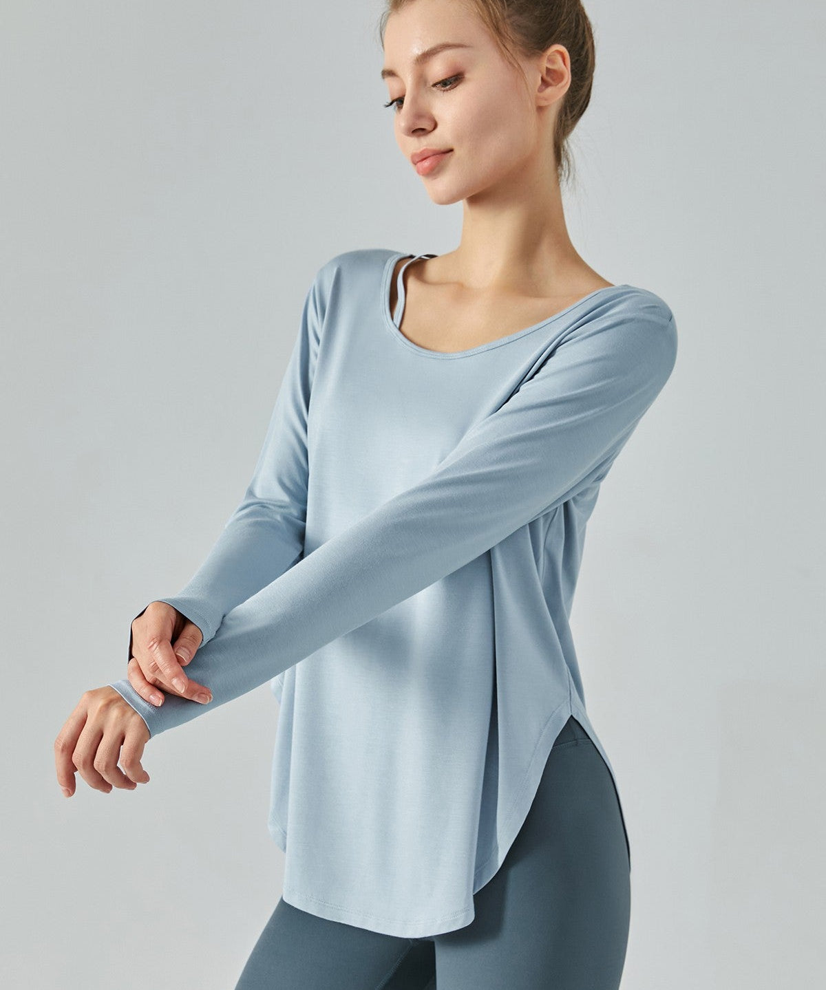 Chic Crew Neck Long Sleeve Curved Hem Tops by bornfocus