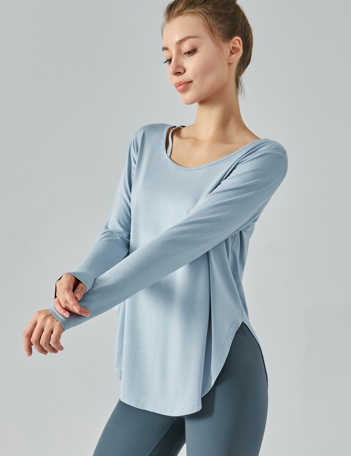 Chic Crew Neck Long Sleeve Curved Hem Tops by bornfocus