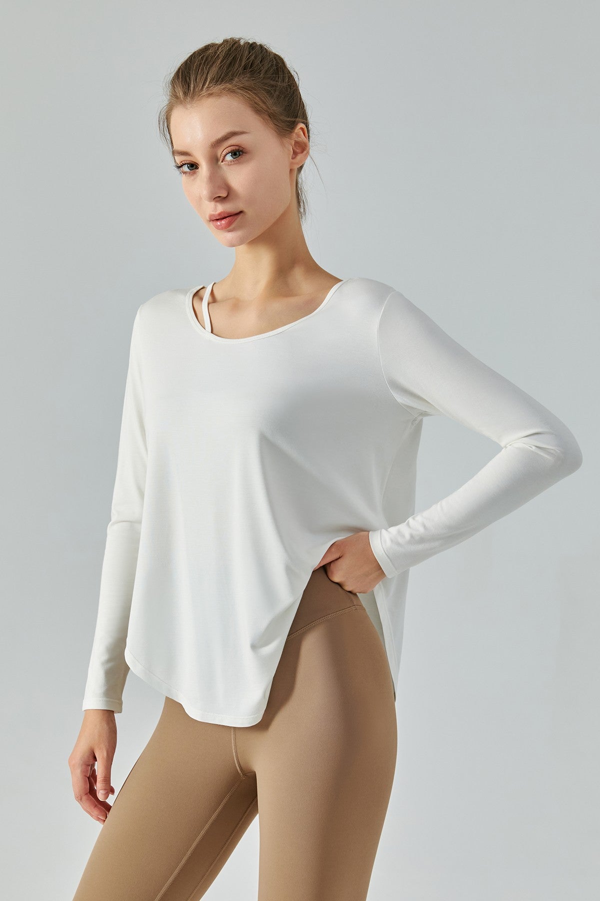 Chic Crew Neck Long Sleeve Curved Hem Tops by bornfocus