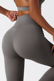 Cloud-Soft Workout Leggings with Pockets by bornfocus