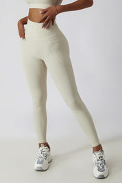 Cloud-Soft Workout Leggings with Pockets by bornfocus