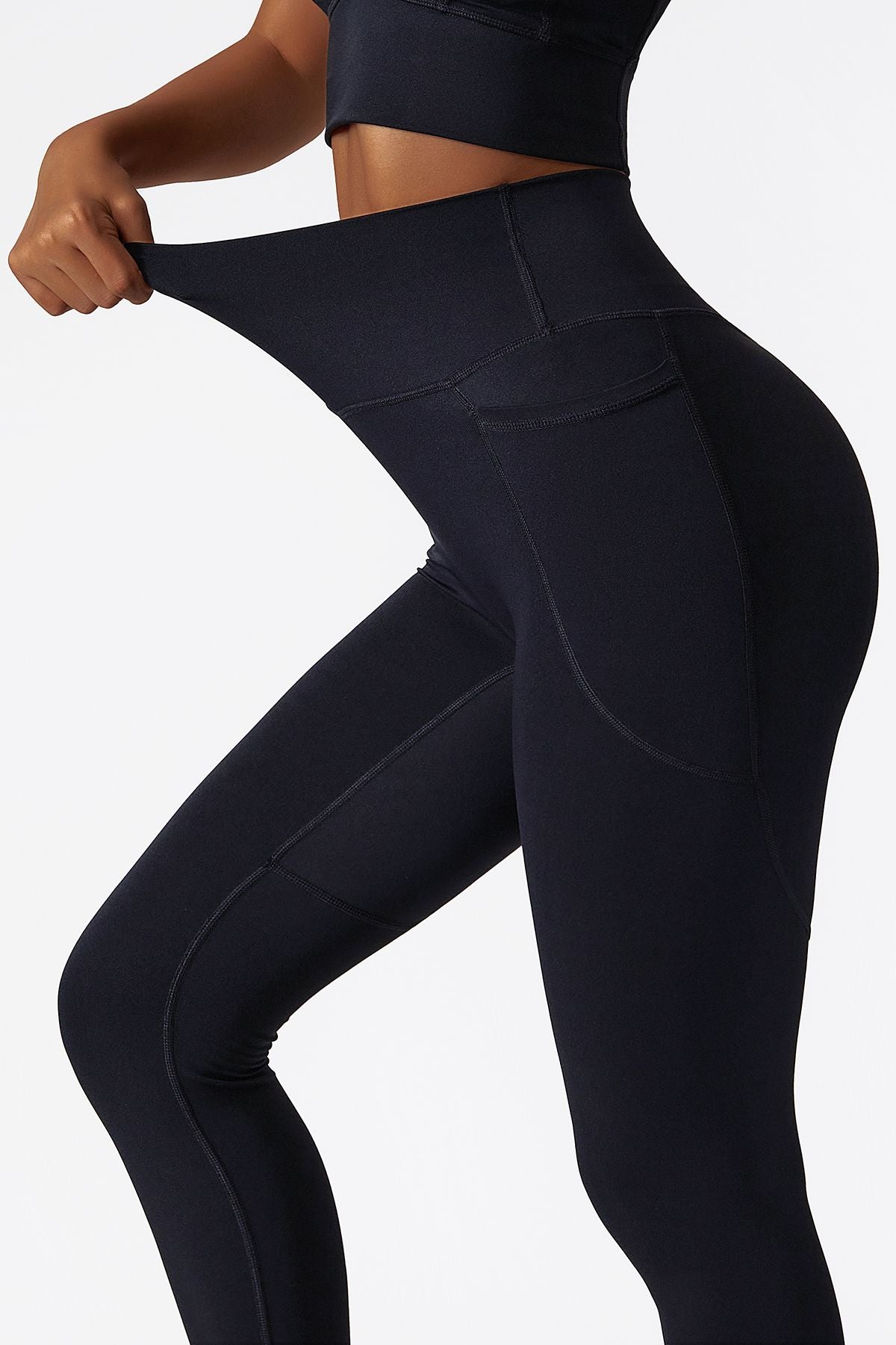 Cloud-Soft Workout Leggings with Pockets by bornfocus