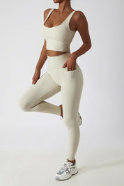 Cloud-Soft Workout Leggings with Pockets by bornfocus