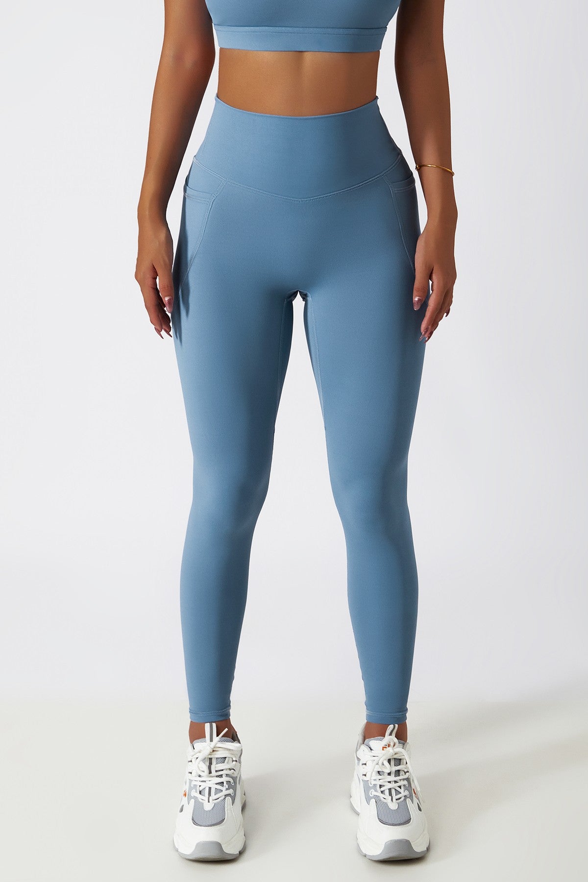 Cloud-Soft Workout Leggings with Pockets by bornfocus