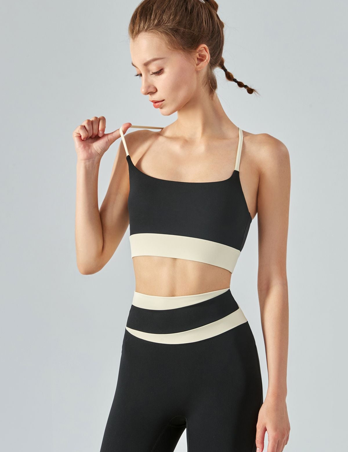 Colorblock Criss Cross Back Sports Bra by bornfocus