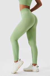 Textured Seamless Scrunch Leggings by bornfocus