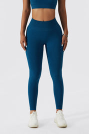 Textured Seamless Scrunch Leggings by bornfocus