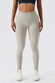 Seamless Scrunch Bum Leggings by bornfocus