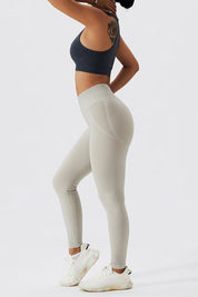 Seamless Scrunch Bum Leggings by bornfocus