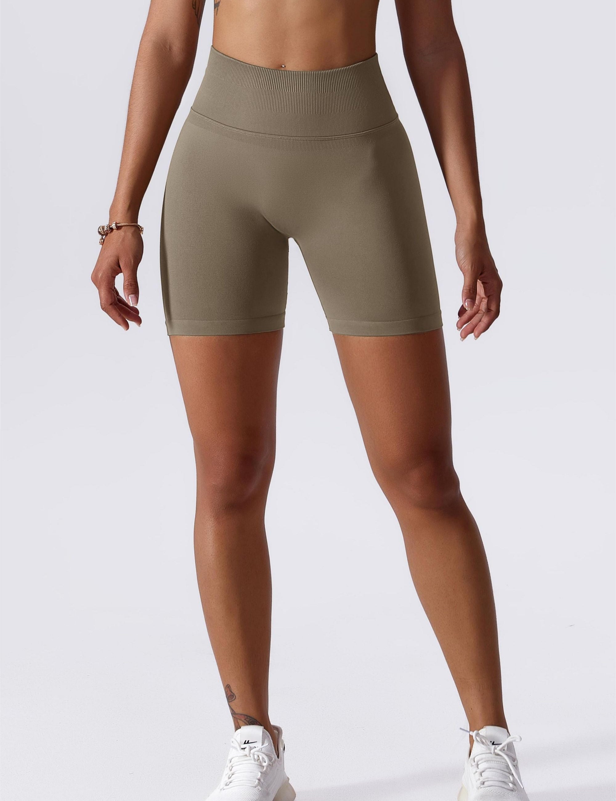 Butt Contour Seamless Scrunch Shorts by bornfocus