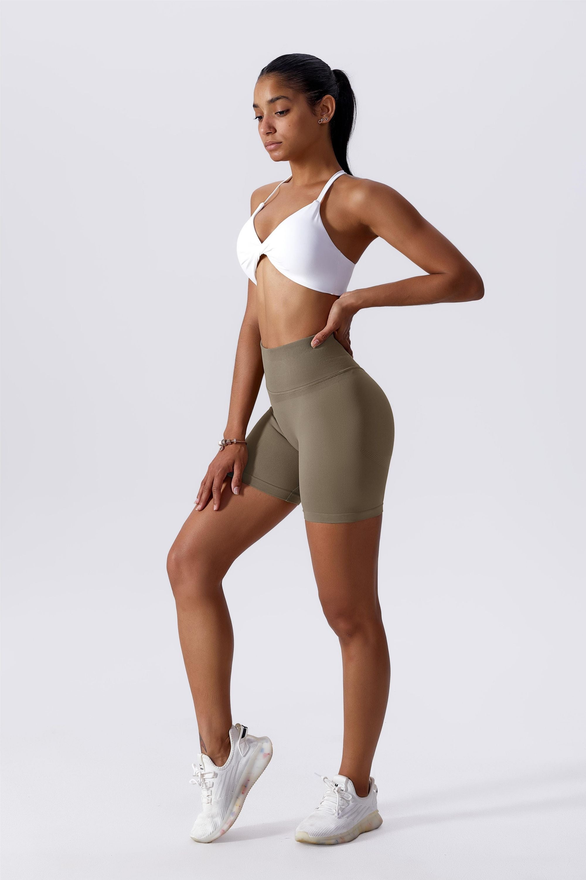 Butt Contour Seamless Scrunch Shorts by bornfocus