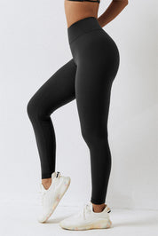 High-Waist Seam Free Scrunch Leggings by bornfocus