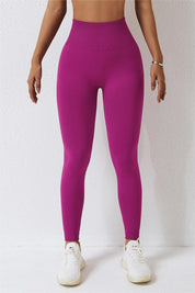 Seamless High-Waist Scrunch Leggings by bornfocus