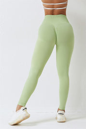 Seamless High-Waist Scrunch Leggings by bornfocus