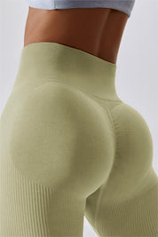 Seamless Butt Sculpting Leggings by bornfocus