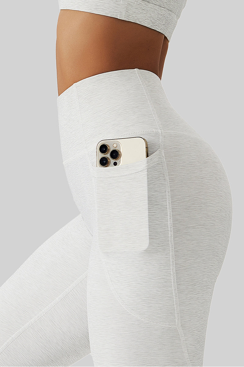 Butt-Sculpting Leggings with Pockets by bornfocus