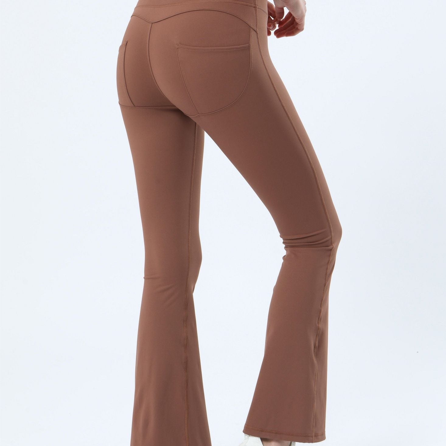 Yoga Pants With Back Pockets by bornfocus
