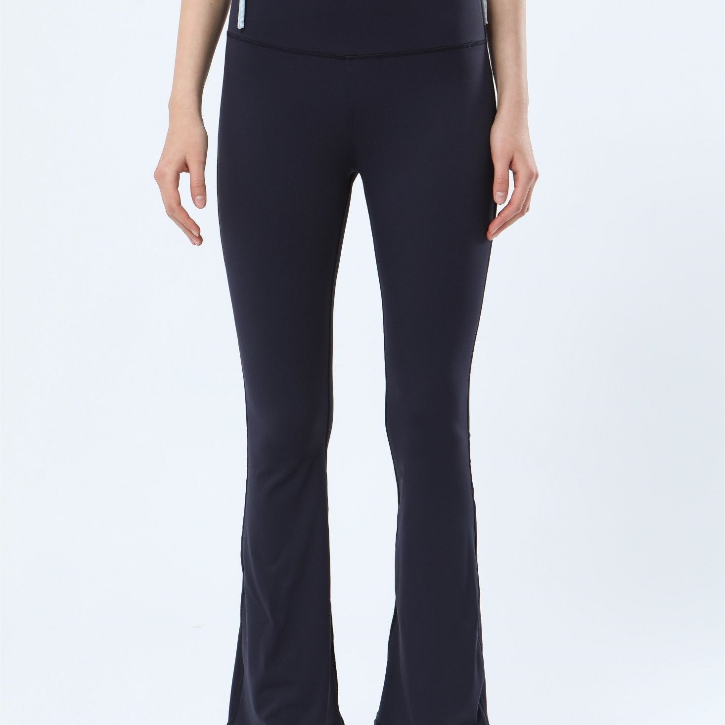 Yoga Pants With Back Pockets by bornfocus