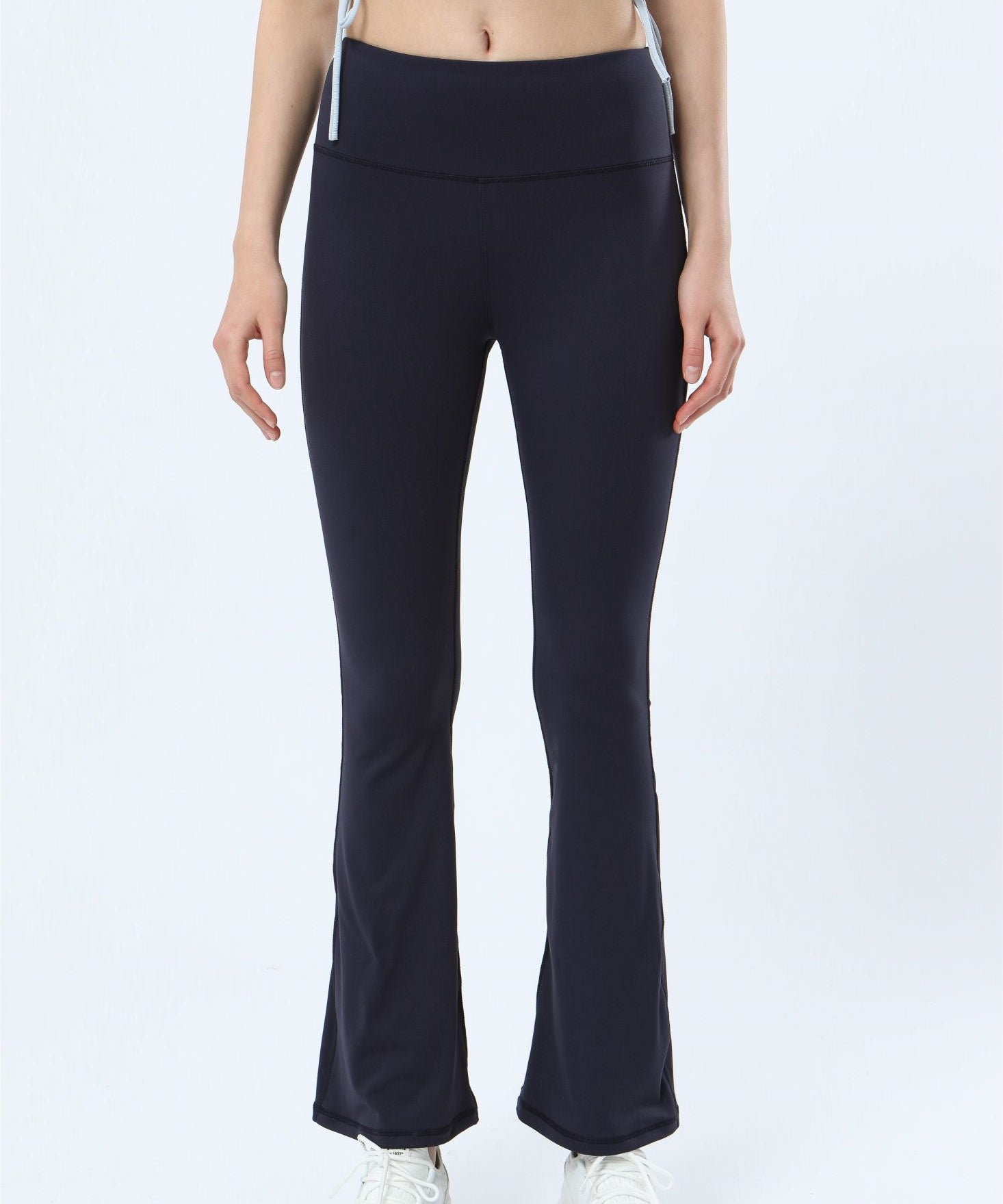 Yoga Pants With Back Pockets by bornfocus