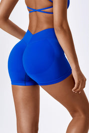 V-Back Seamless Scrunch Butt Shorts by bornfocus