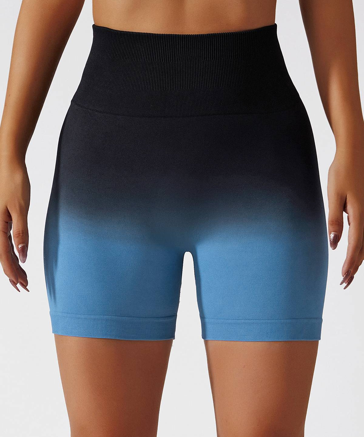 Ombre Seamless Scrunch Butt Shorts by bornfocus