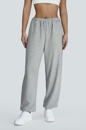 Low-Waist Sweatpant with Pockets by bornfocus