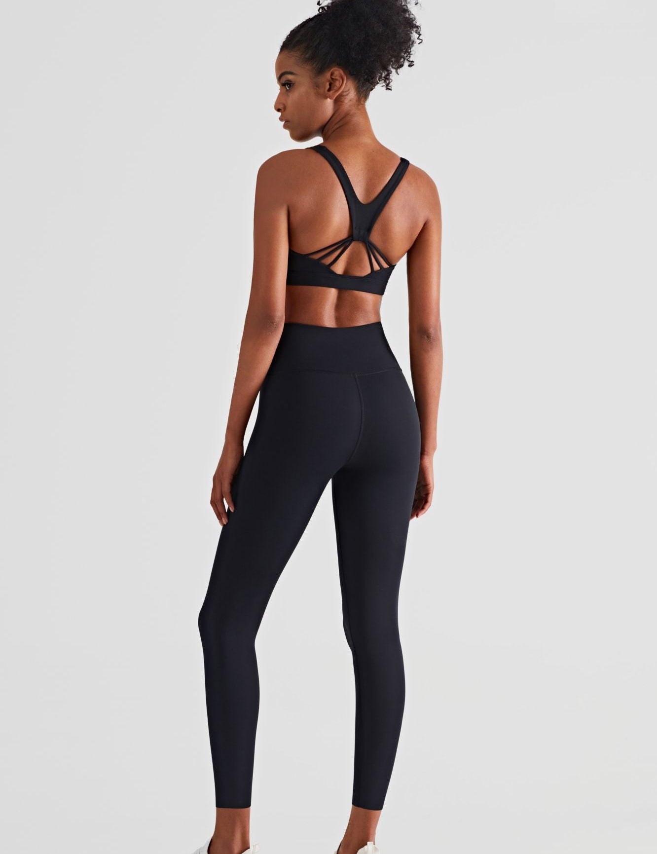 V-Back Sports Bra & Crossover Leggings Activewear Set by bornfocus