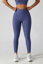 Ribbed V-Waist Legging with Pockets by bornfocus