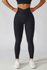 Ribbed V-Waist Legging with Pockets by bornfocus