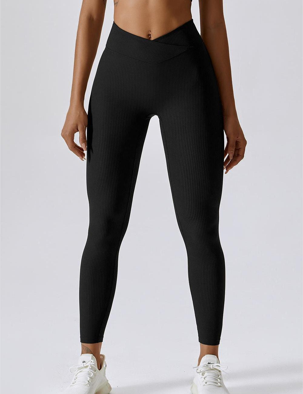 Ribbed V-Waist Butt Sculpting Leggings by bornfocus