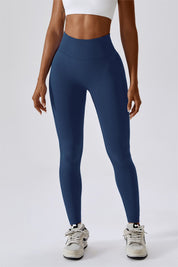 Seamless Butt Contouring Leggings by bornfocus