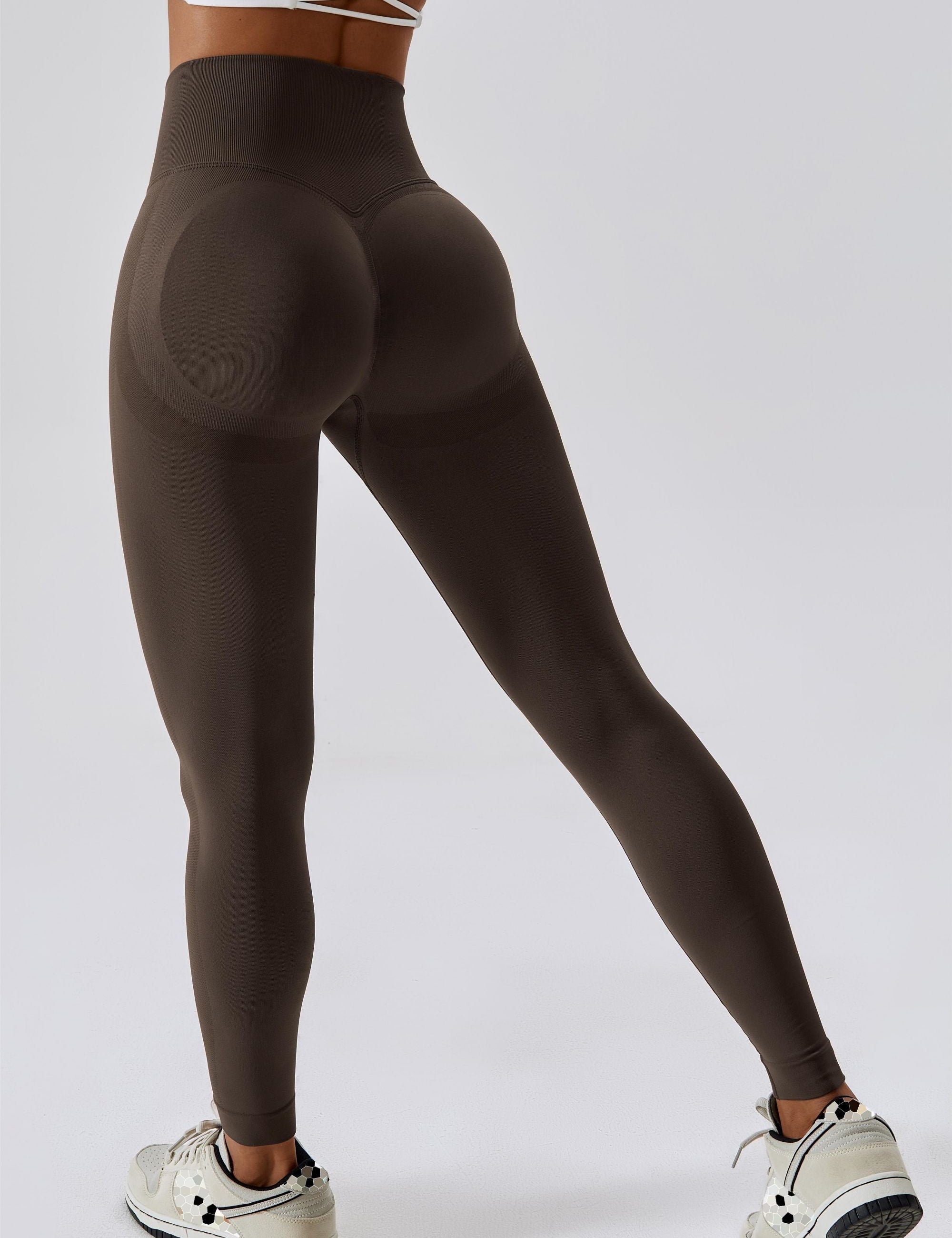 Seamless Butt Contouring Leggings by bornfocus