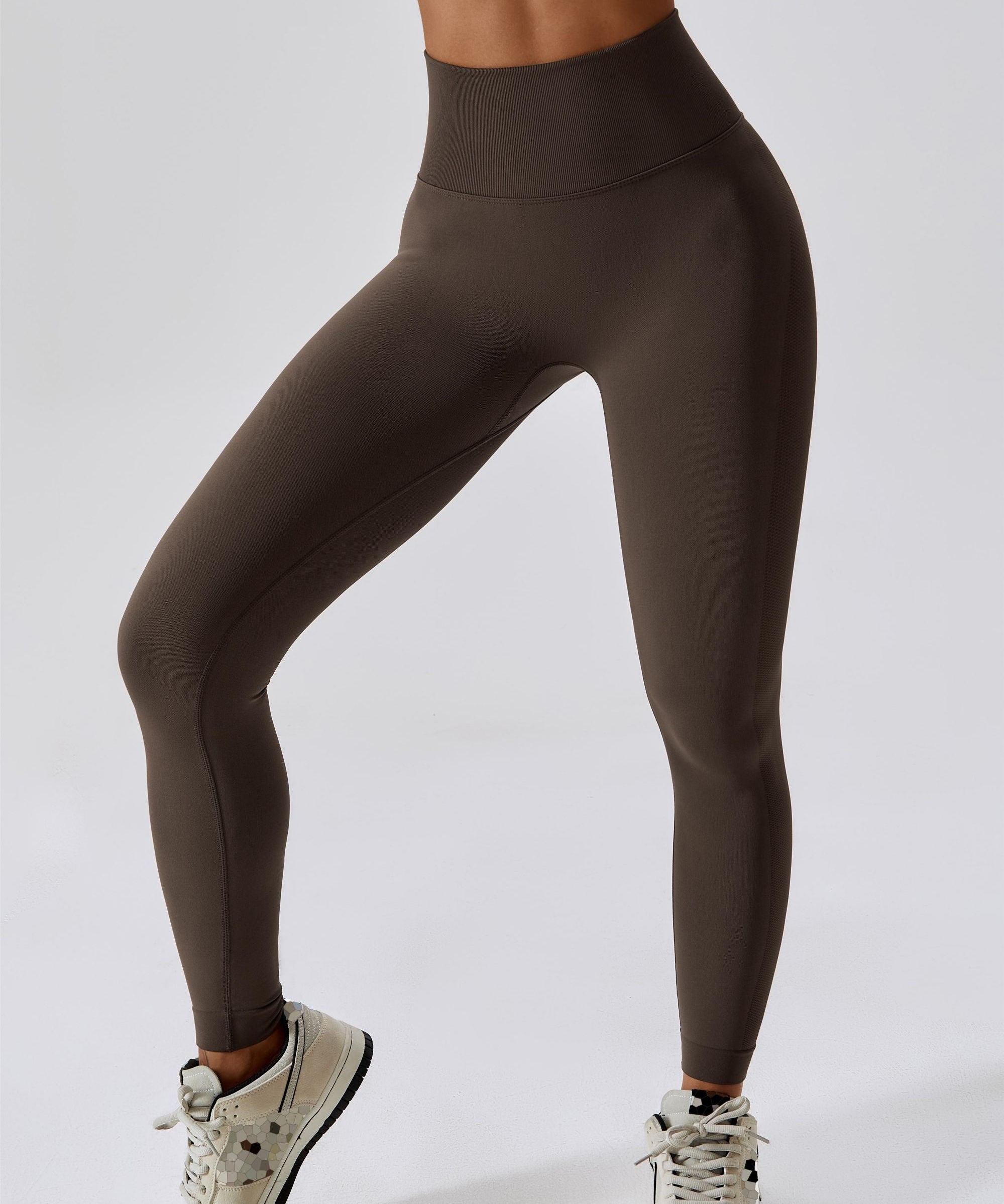 Seamless Butt Contouring Leggings by bornfocus